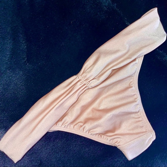 32B 36C Vs Victoria’s Secret Bombshell/Miraculous adds-2 cups  Bikini swim 2 pc - Picture 15 of 16